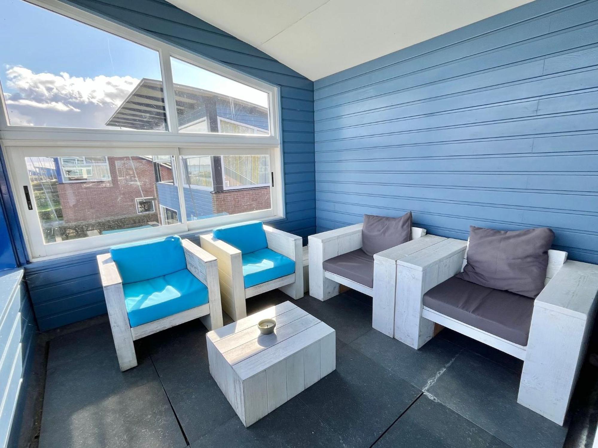 6Pers Modern Harbor House Jasmijn With Fenced Garden And Lake View Anjum Exterior photo